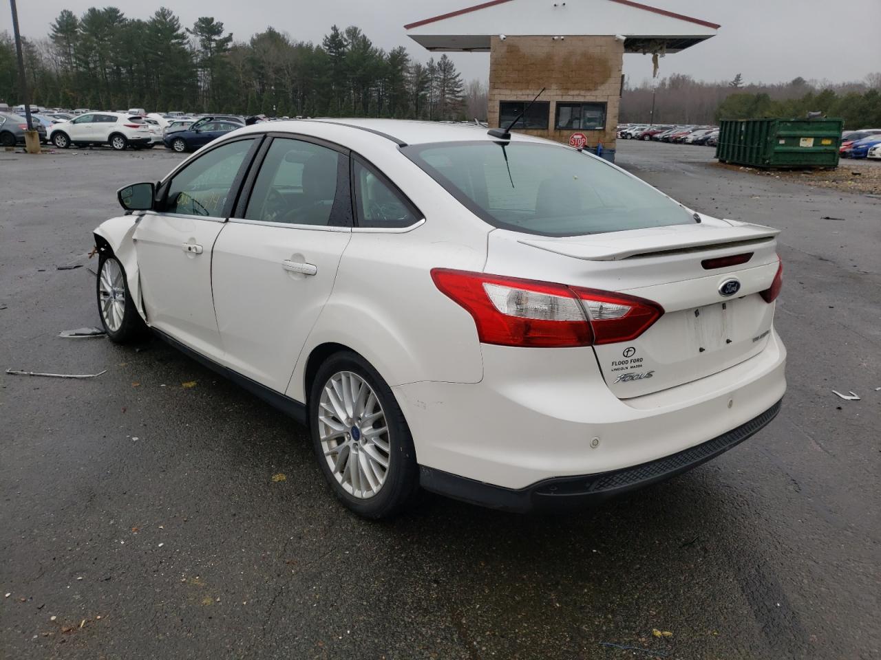 Photo 3 from auction – 2014 FORD FOCUS TITA with VIN 1FADP3J2XEL101671