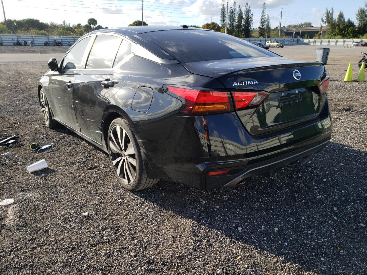 Photo 3 from auction – 2019 NISSAN ALTIMA SR with VIN 1N4BL4CV9KC144670