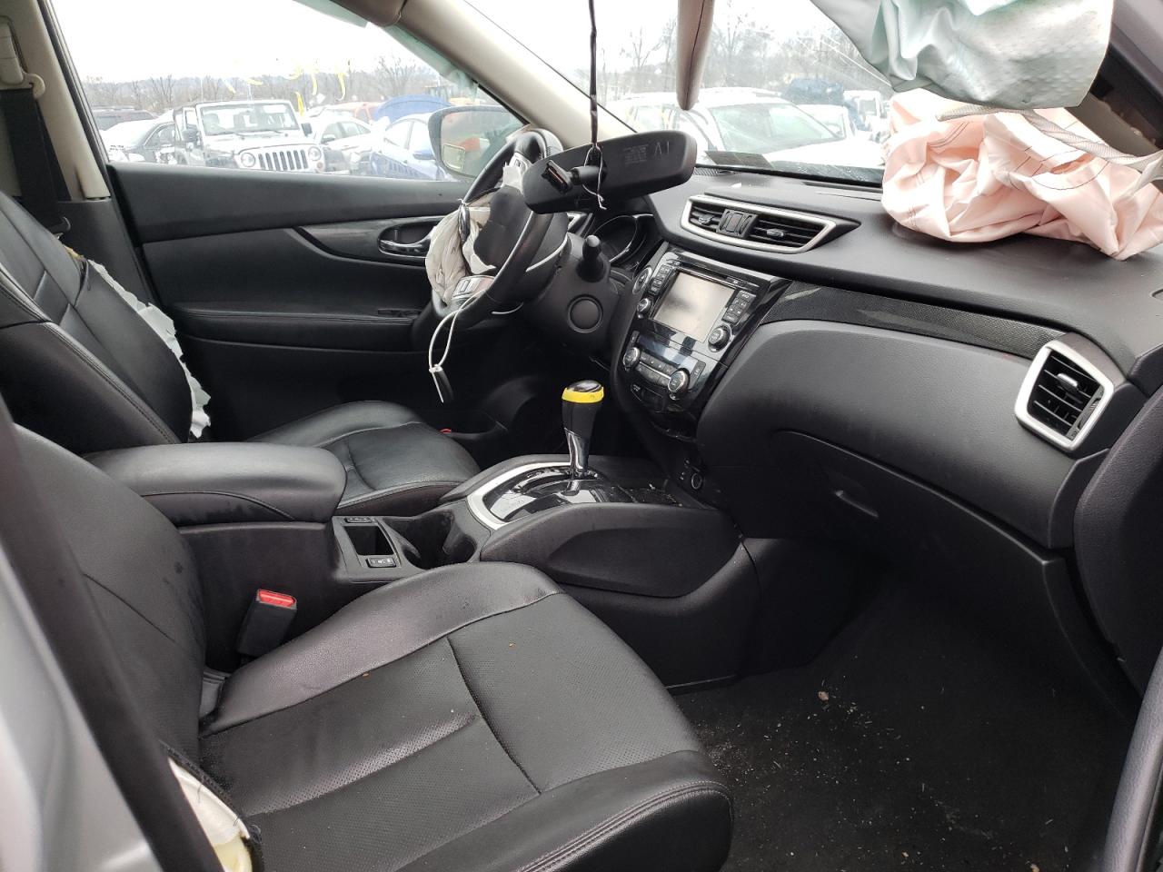Photo 5 from auction – 2016 NISSAN ROGUE S with VIN 5N1AT2MVXGC741502