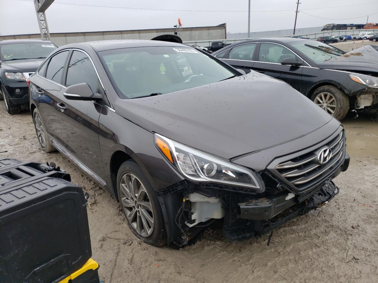 HYUNDAI SONATA SPO 2015 with VIN 5NPE34AF5FH223900 - Photo from auction