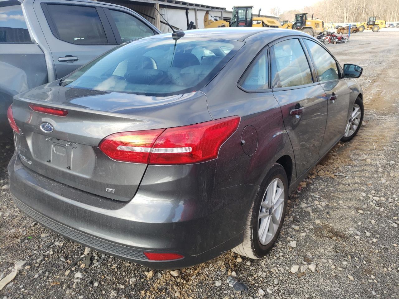 صورة رقم 4 من المزاد - 2018 FORD FOCUS SE مع VIN 1FADP3F27JL265642