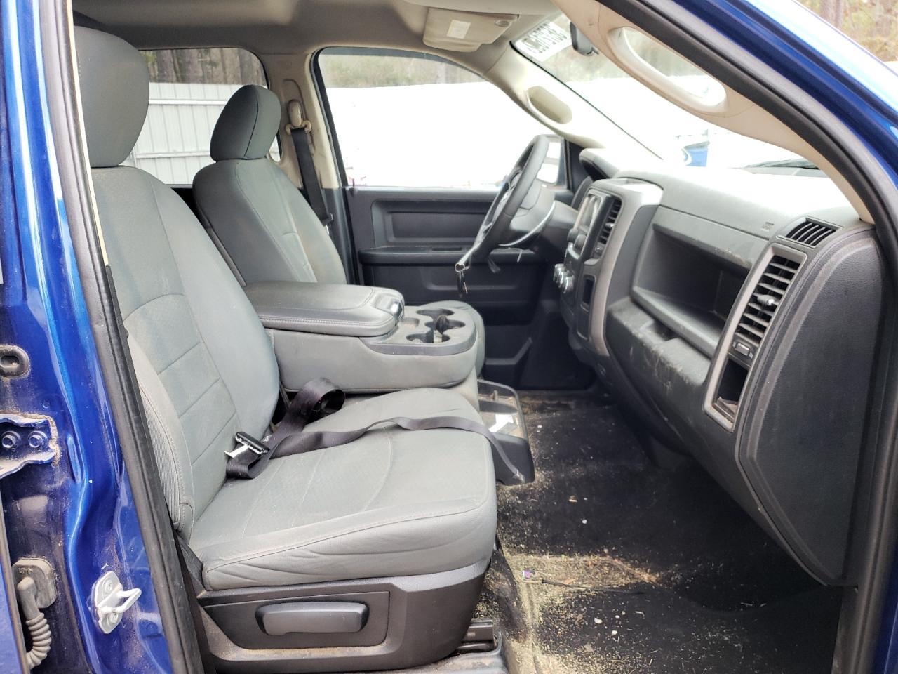 Photo 5 from auction – 2015 RAM 1500 ST with VIN 1C6RR6KT1FS522731
