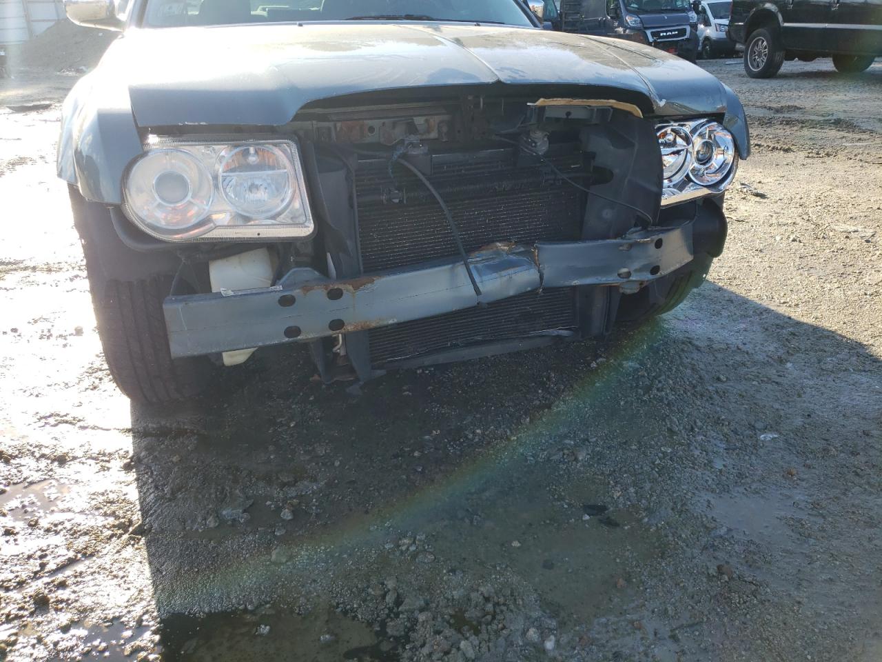 Photo 9 from auction – 2005 CHRYSLER 300C with VIN 2C3AA63H65H563602