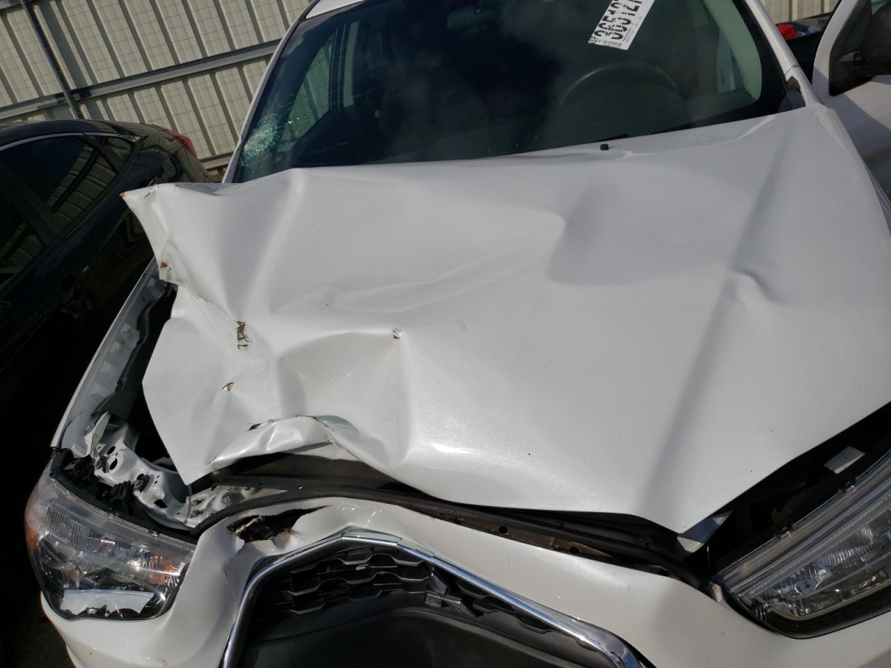 Zdjęcie 7 z aukcji – 2015 MITSUBISHI OUTLANDER z VIN 4A4AP3AW7FE058227
