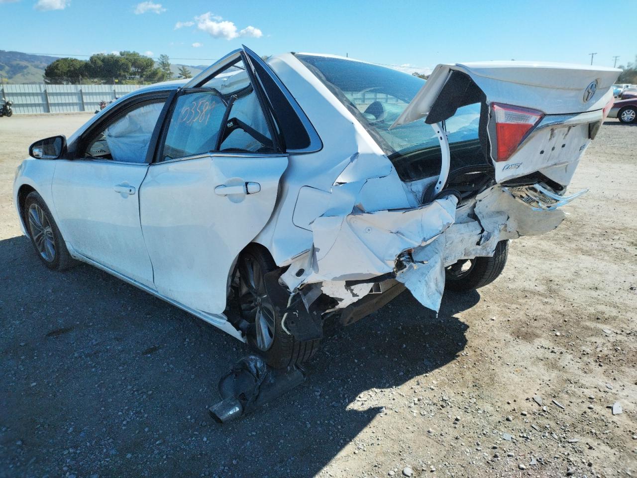 Photo 10 from auction – 2016 TOYOTA CAMRY LE with VIN 4T1BF1FK7GU579864