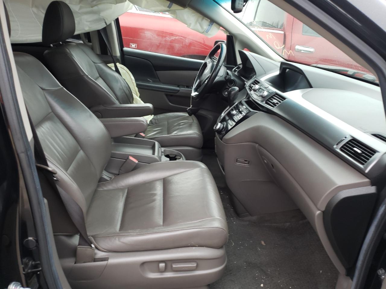 Photo 5 from auction – 2012 HONDA ODYSSEY EX with VIN 5FNRL5H68CB061350
