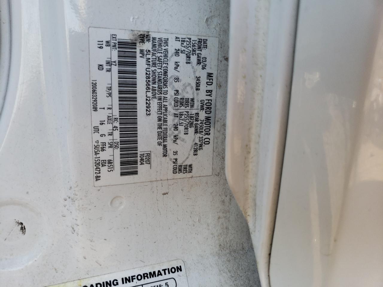 Photo 10 from auction – 2006 LINCOLN NAVIGATOR with VIN 5LMFU28566LJ22923