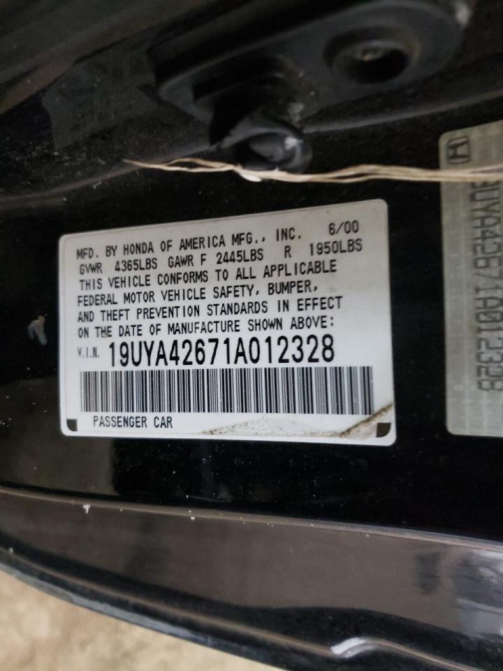 Photo 10 from auction – 2001 ACURA 3.2CL TYPE with VIN 19UYA42671A012328