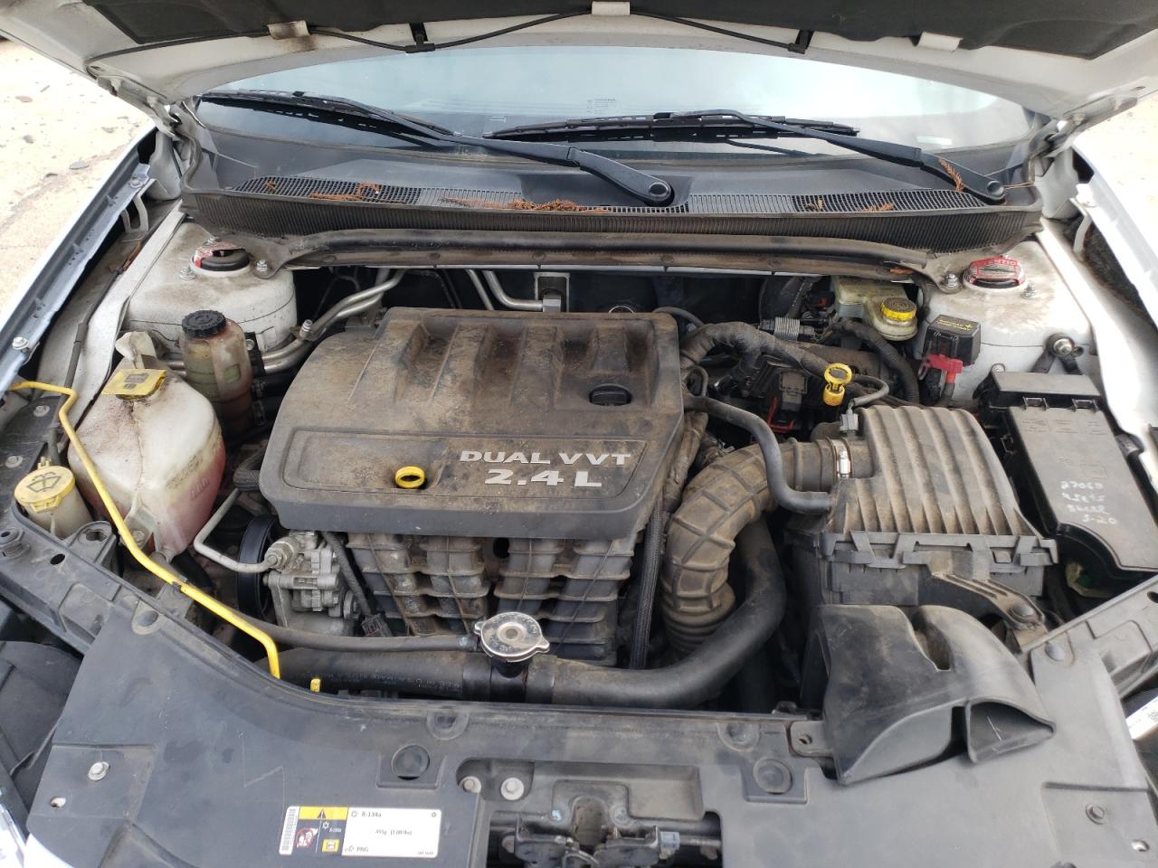 Photo 7 from auction – 2014 CHRYSLER 200 LX with VIN 1C3CCBAB5EN210222