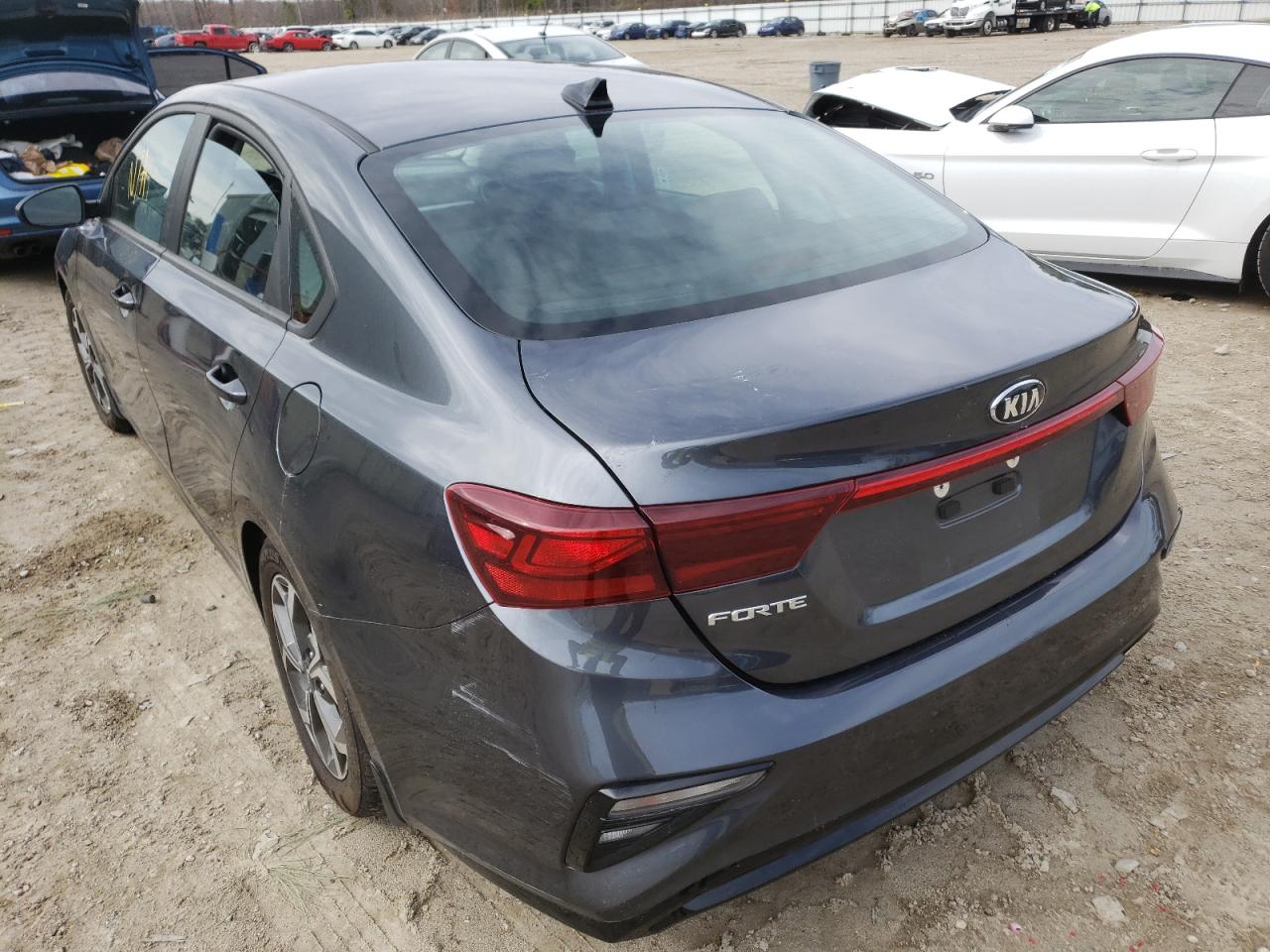 Photo 3 from auction – 2020 KIA FORTE FE with VIN 3KPF24AD4LE242766