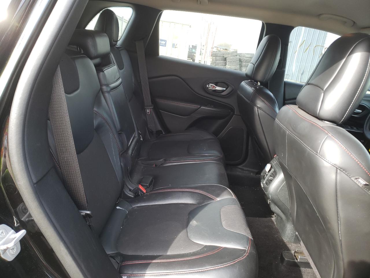 Photo 6 from auction – 2015 JEEP CHEROKEE T with VIN 1C4PJMBB2FW630013