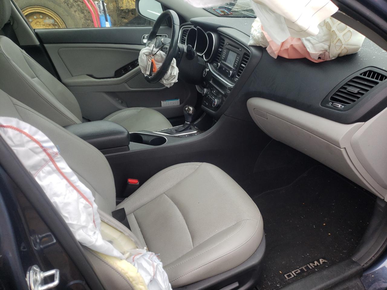 Photo 5 from auction – 2015 KIA OPTIMA EX with VIN 5XXGN4A77FG487630