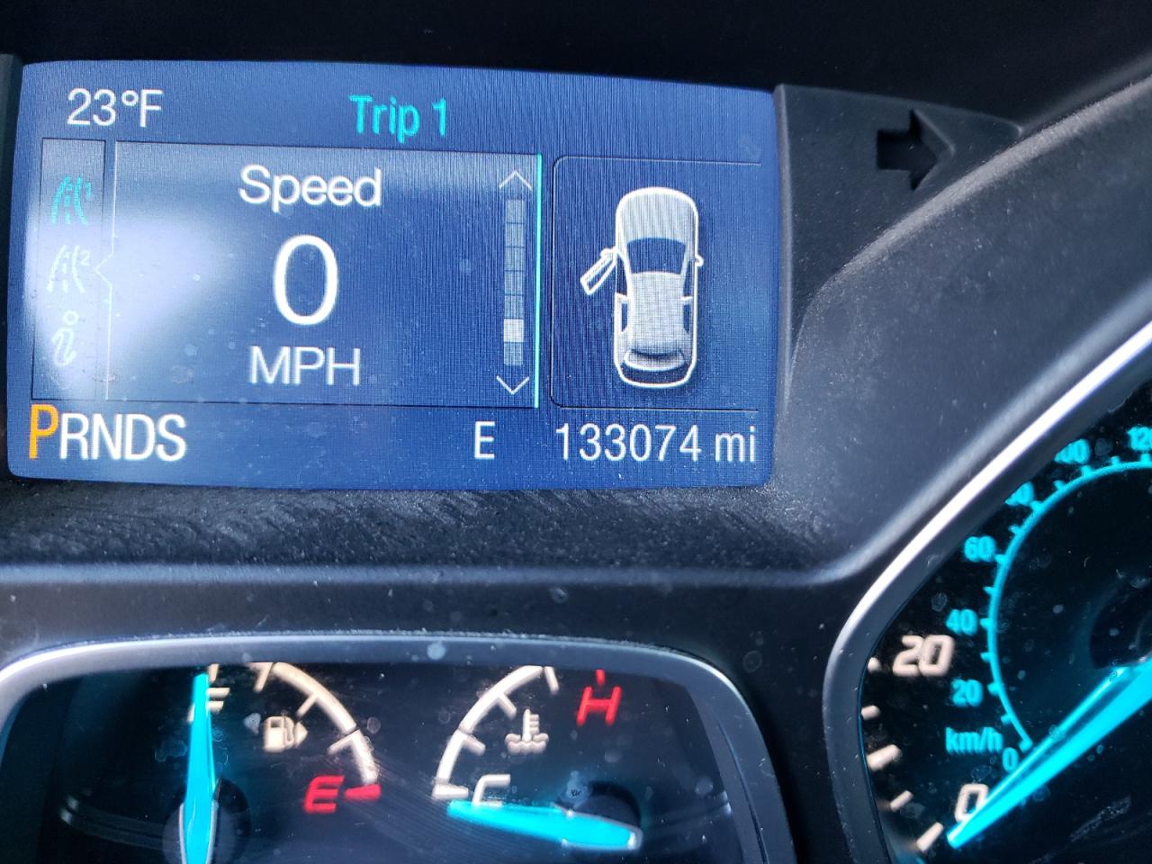 Photo 8 from auction – 2015 FORD ESCAPE SE with VIN 1FMCU9G94FUB01243