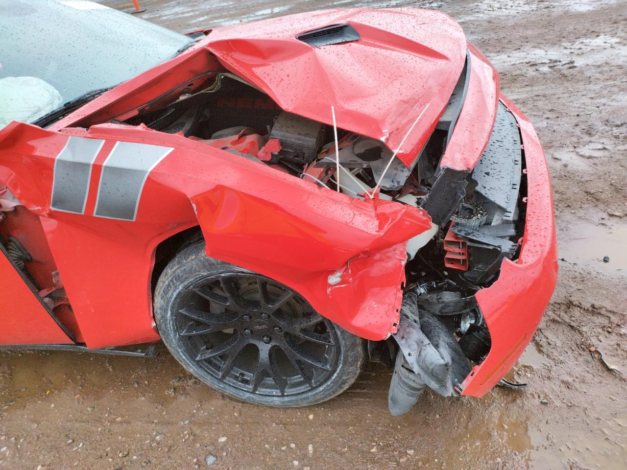 Photo 9 from auction – 2015 DODGE CHALLENGER with VIN 2C3CDZAT5FH717758