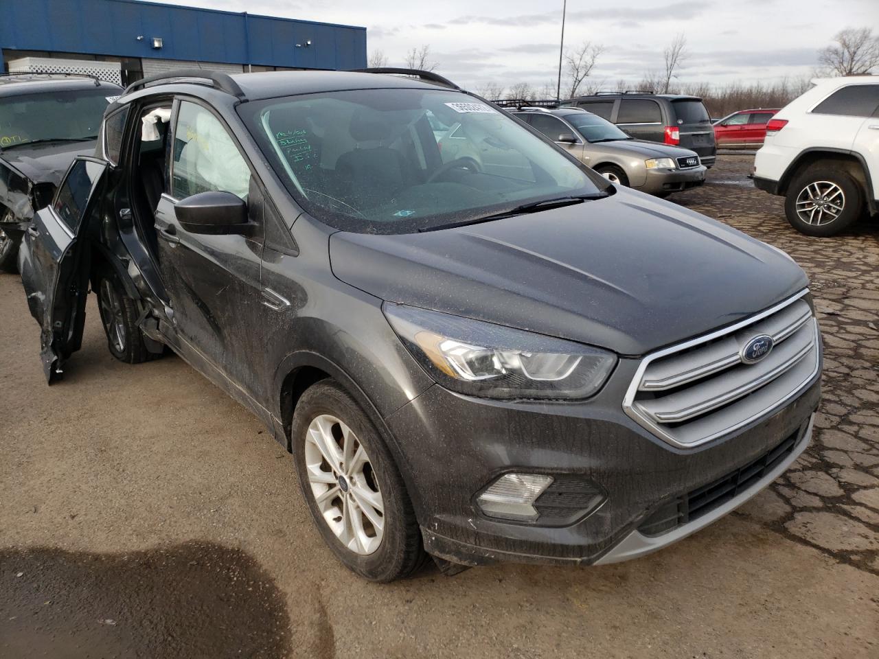 FORD ESCAPE SE 2017 with VIN 1FMCU0GD6HUC76287 - Photo from auction