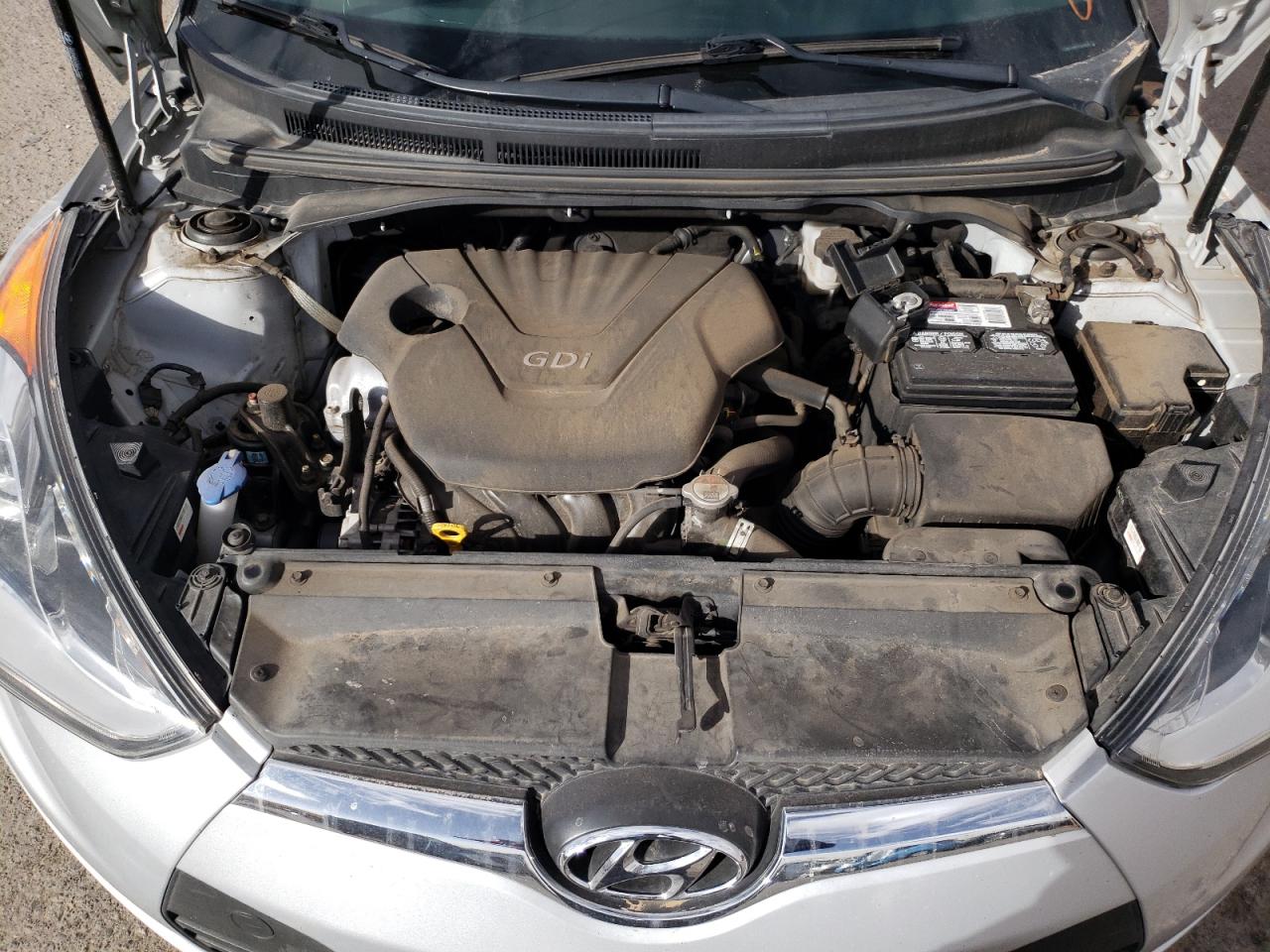 Photo 7 from auction – 2015 HYUNDAI VELOSTER with VIN KMHTC6ADXFU244924