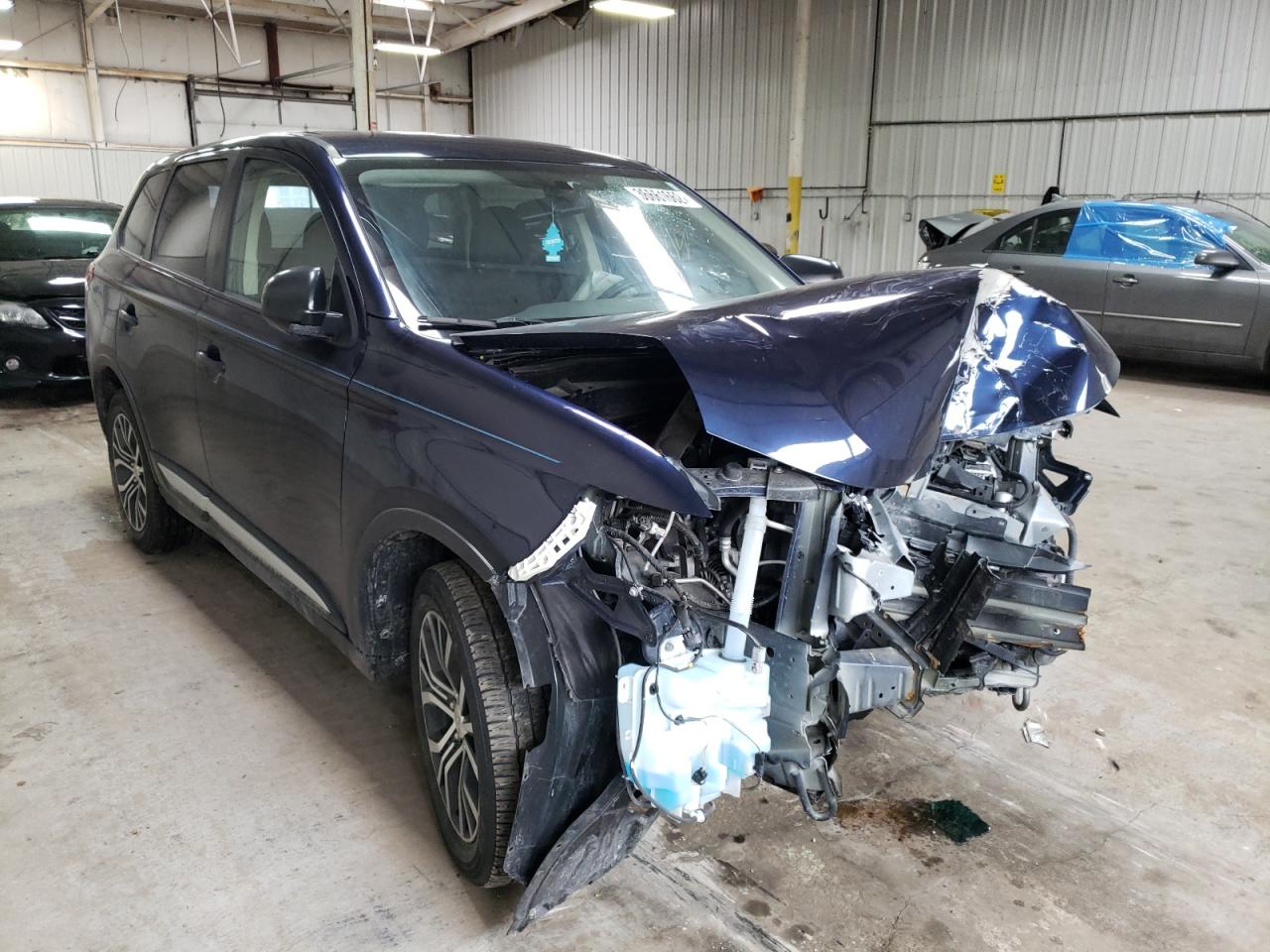 MITSUBISHI OUTLANDER 2017 with VIN JA4AD2A38HZ067783 - Photo from auction