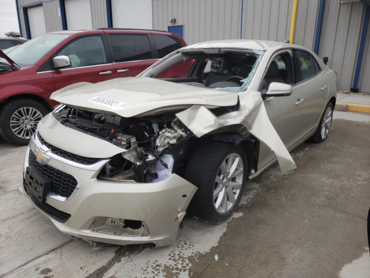 Photo 2 from auction – 2015 CHEVROLET MALIBU 2LT with VIN 1G11D5SL8FF247200