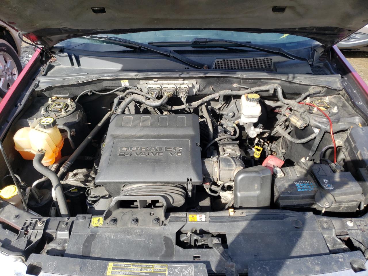 Photo 7 from auction – 2010 FORD ESCAPE XLT with VIN 1FMCU9DG2AKC70880