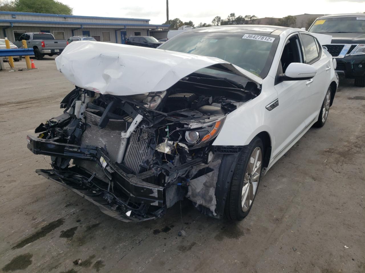 Photo 2 from auction – 2014 KIA OPTIMA SX with VIN 5XXGR4A64EG278114