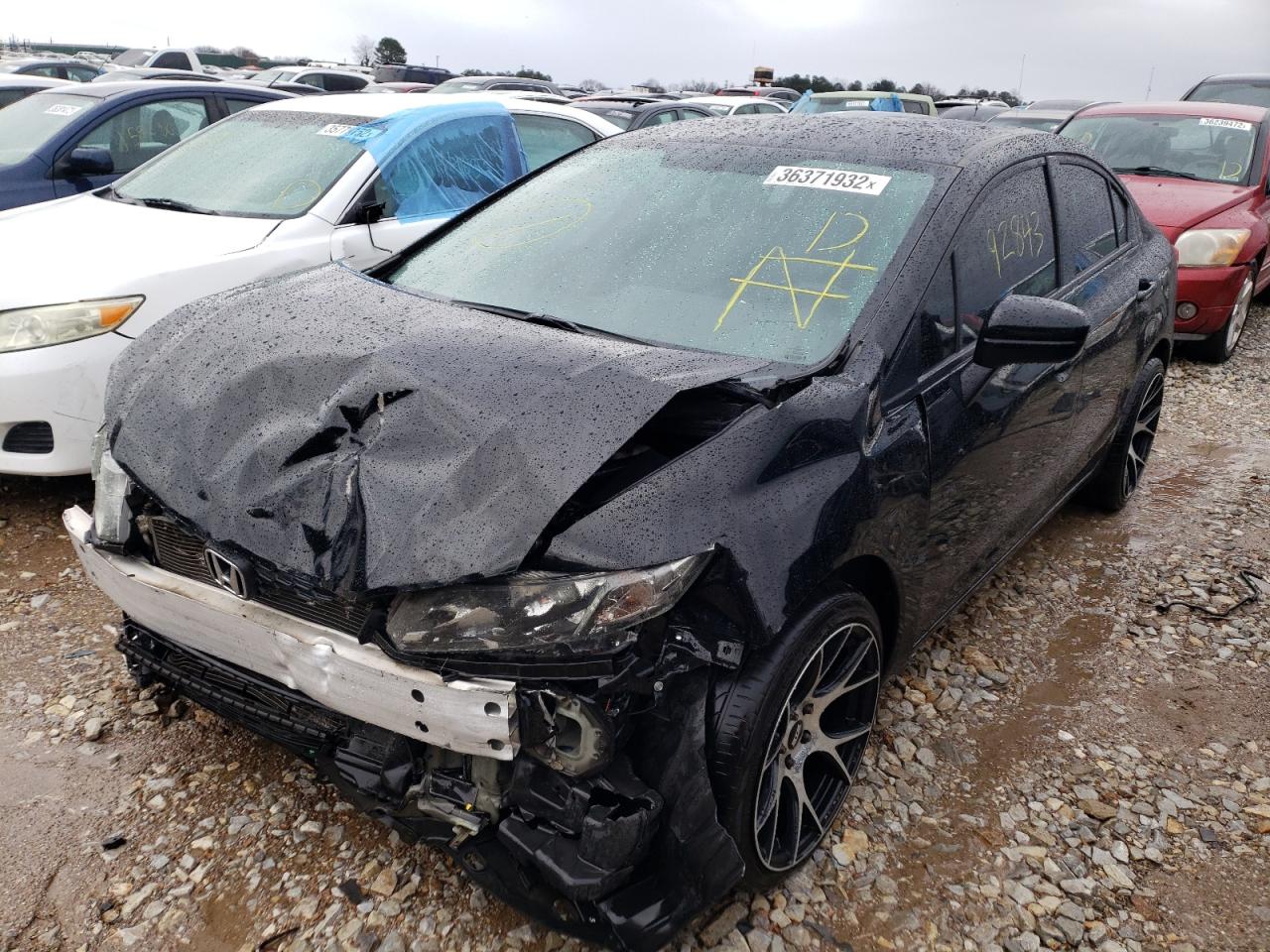 Photo 2 from auction – 2015 HONDA CIVIC LX with VIN 19XFB2F57FE115231