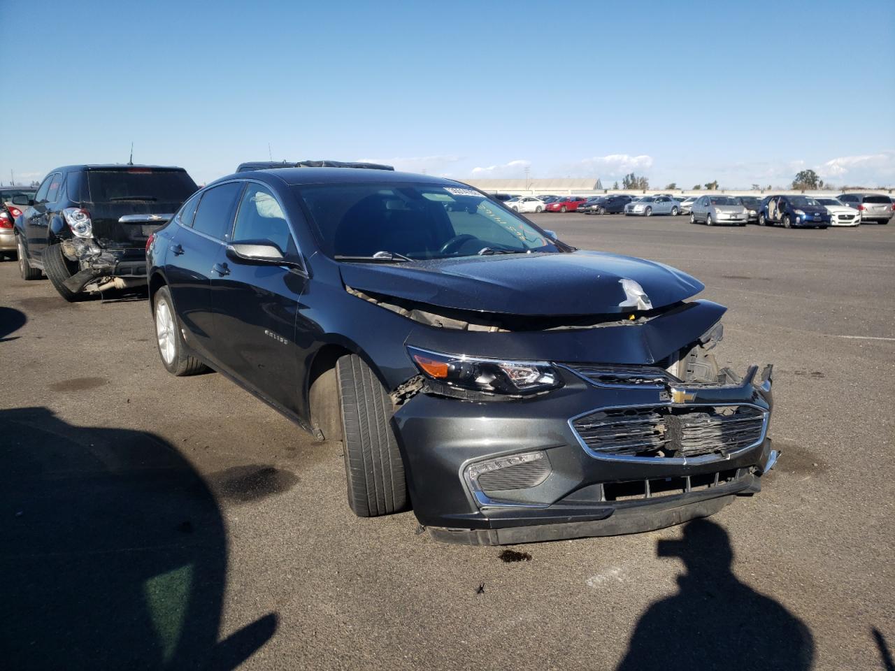 Photo 1 from auction – 2018 CHEVROLET MALIBU LT with VIN 1G1ZD5ST0JF231603