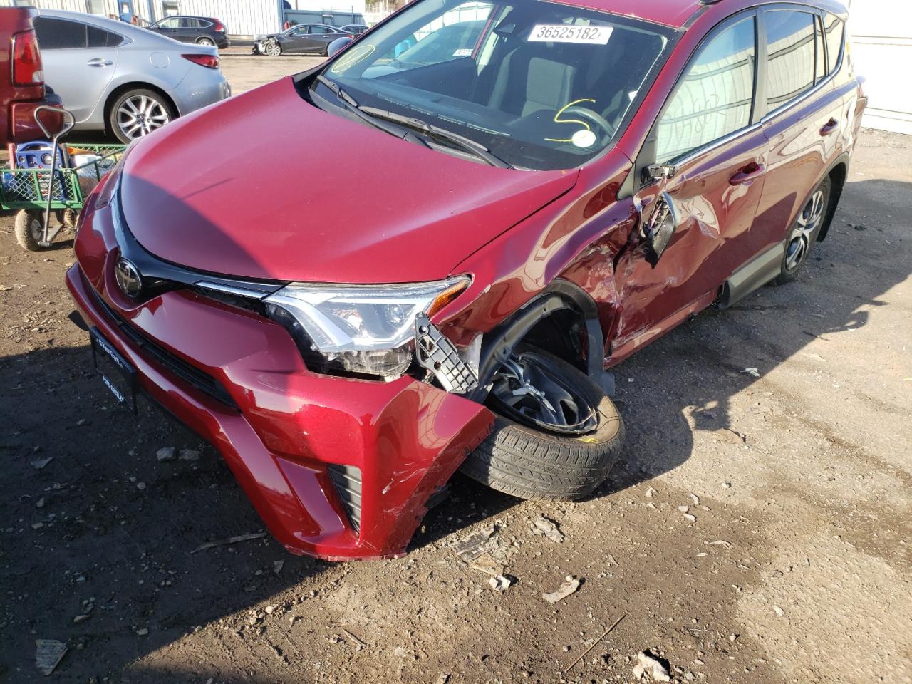 Photo 9 from auction – 2018 TOYOTA RAV4 LE with VIN 2T3BFREV7JW843531