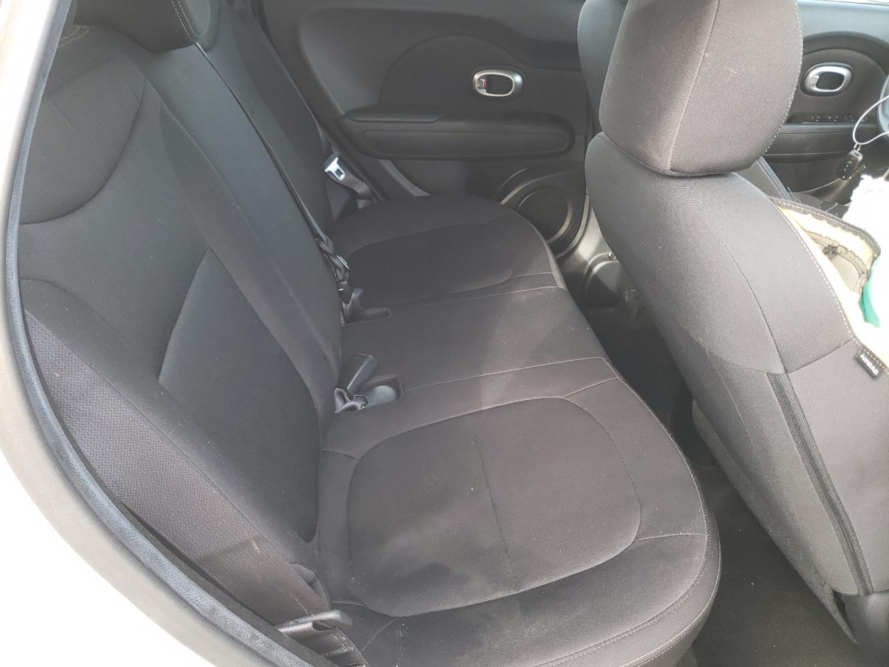 Photo 6 from auction – 2015 KIA SOUL with VIN KNDJN2A24F7179645
