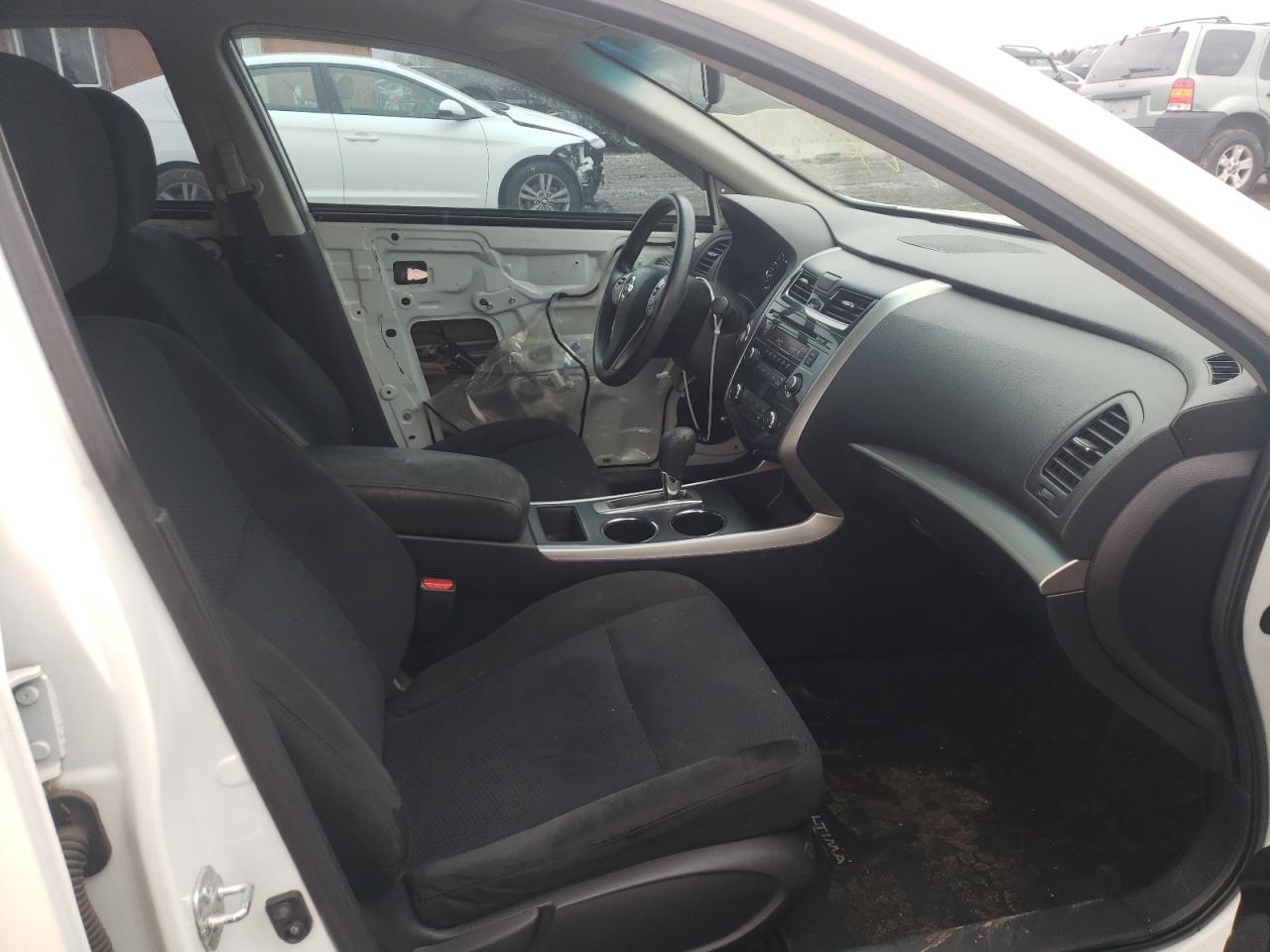 Photo 5 from auction – 2015 NISSAN ALTIMA 2.5 with VIN 1N4AL3AP8FN368288
