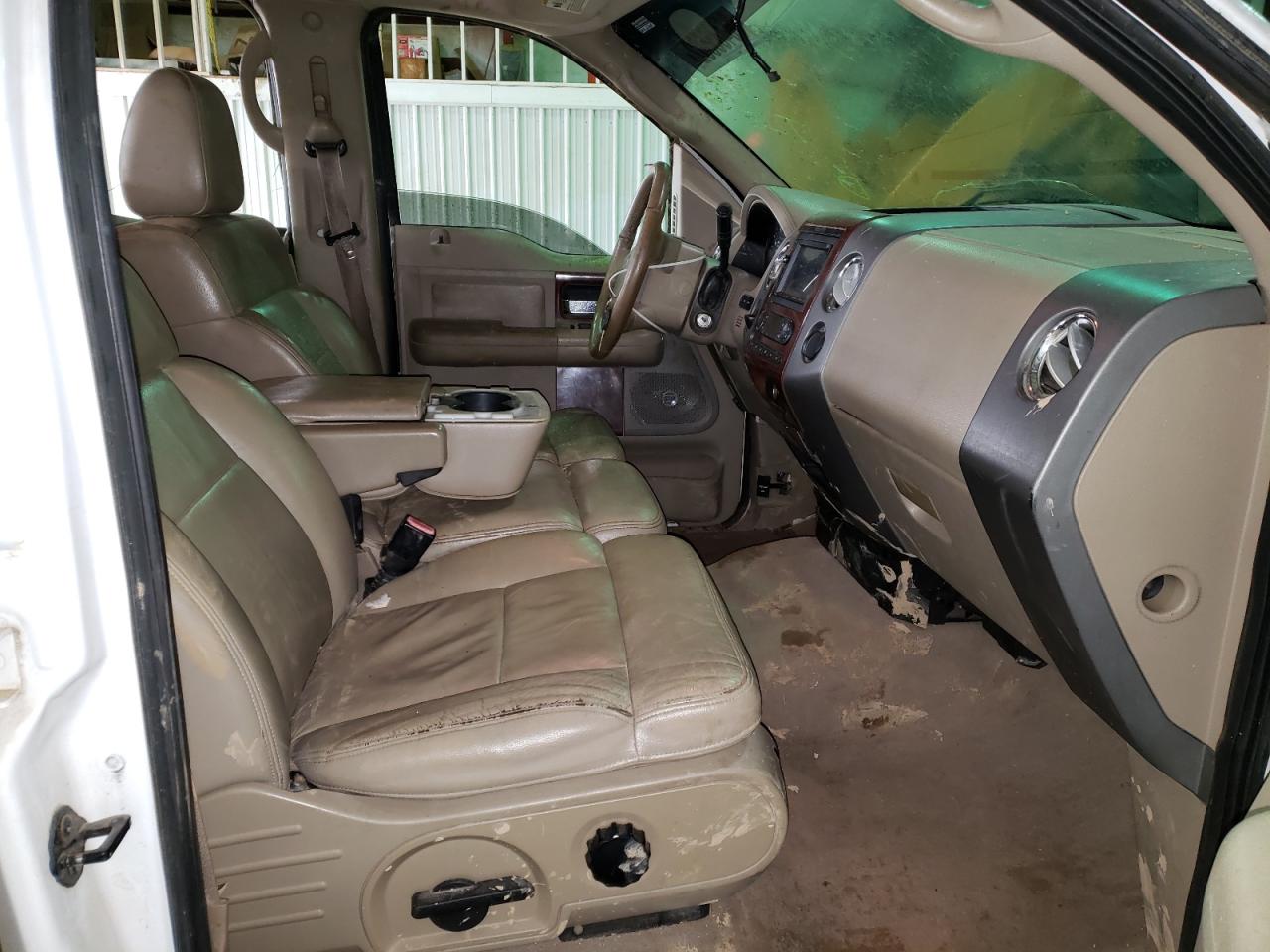 Photo 5 from auction – 2005 FORD F150 SUPER with VIN 1FTPW12525FB27252