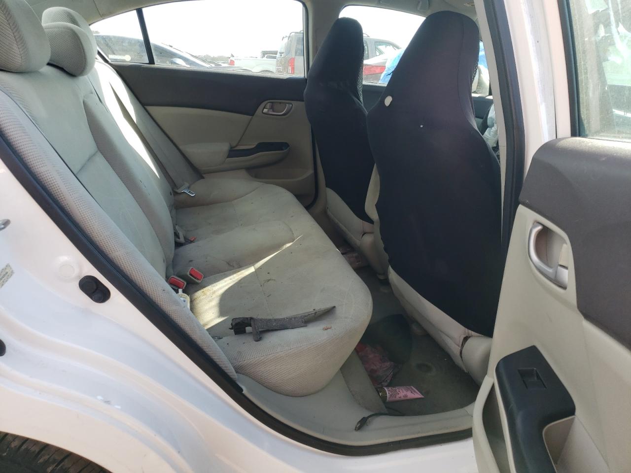 Photo 6 from auction – 2012 HONDA CIVIC LX with VIN 19XFB2F53CE014036