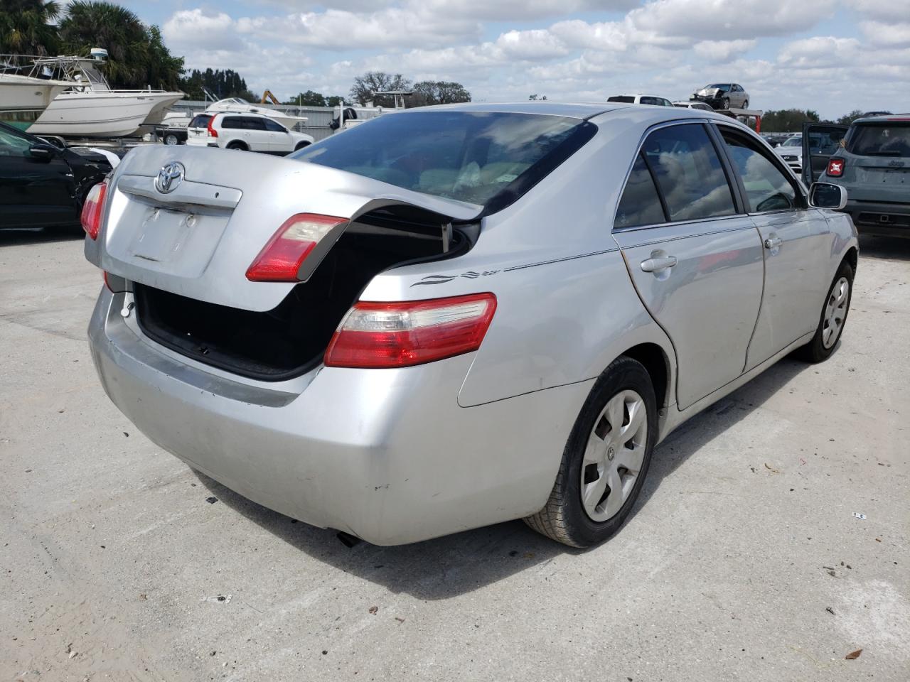 Photo 4 from auction – 2009 TOYOTA CAMRY with VIN 4T1BE46K69U296072