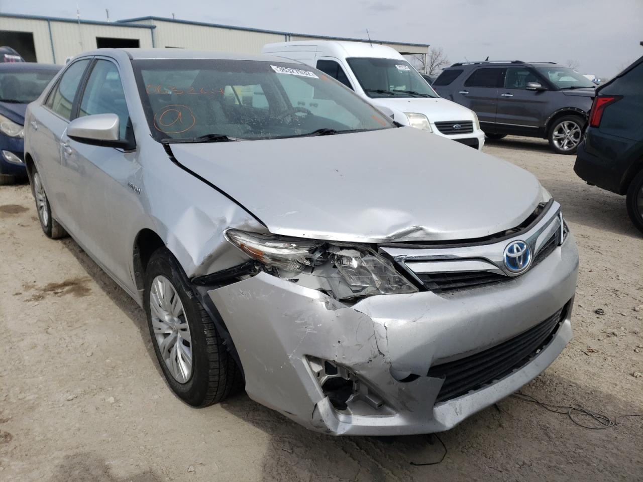 Photo 1 from auction – 2012 TOYOTA CAMRY HYBR with VIN 4T1BD1FK0CU063264