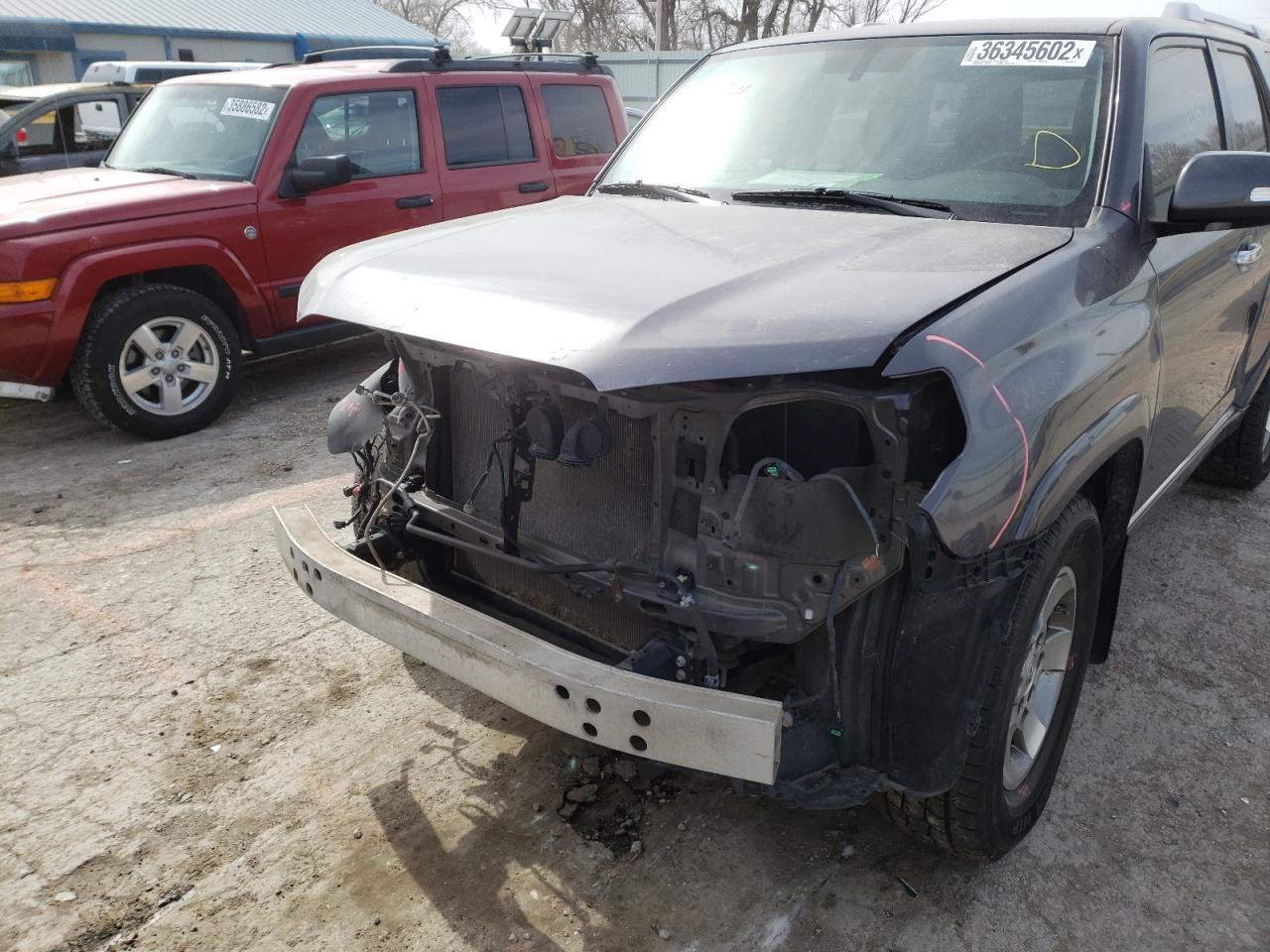 Photo 9 from auction – 2013 TOYOTA 4RUNNER SR with VIN JTEZU5JR9D5060157