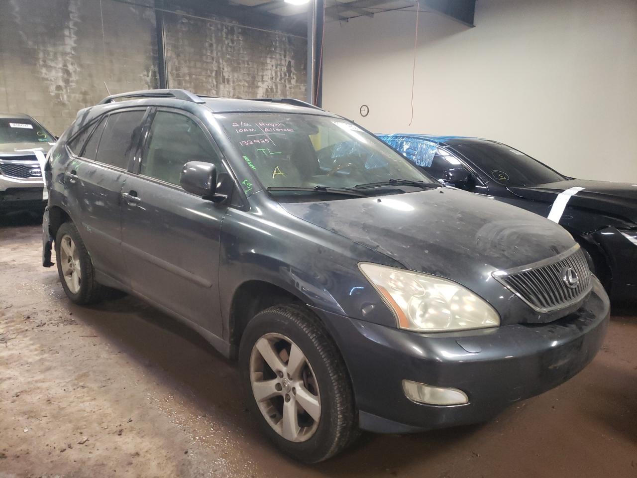 LEXUS RX 330 2005 with VIN 2T2HA31U15C041703 - Photo from auction