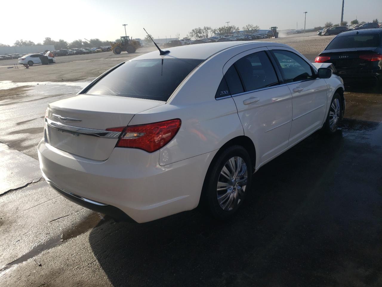 Photo 4 from auction – 2011 CHRYSLER 200 LX with VIN 1C3BC4FB2BN515771