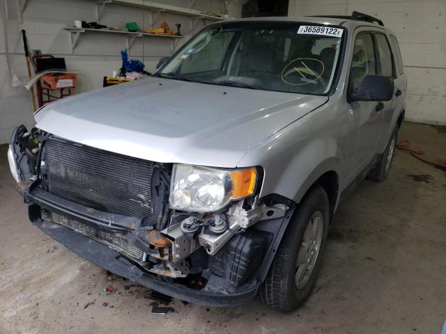Photo 2 from auction – 2009 FORD ESCAPE XLS with VIN 1FMCU027X9KD06163