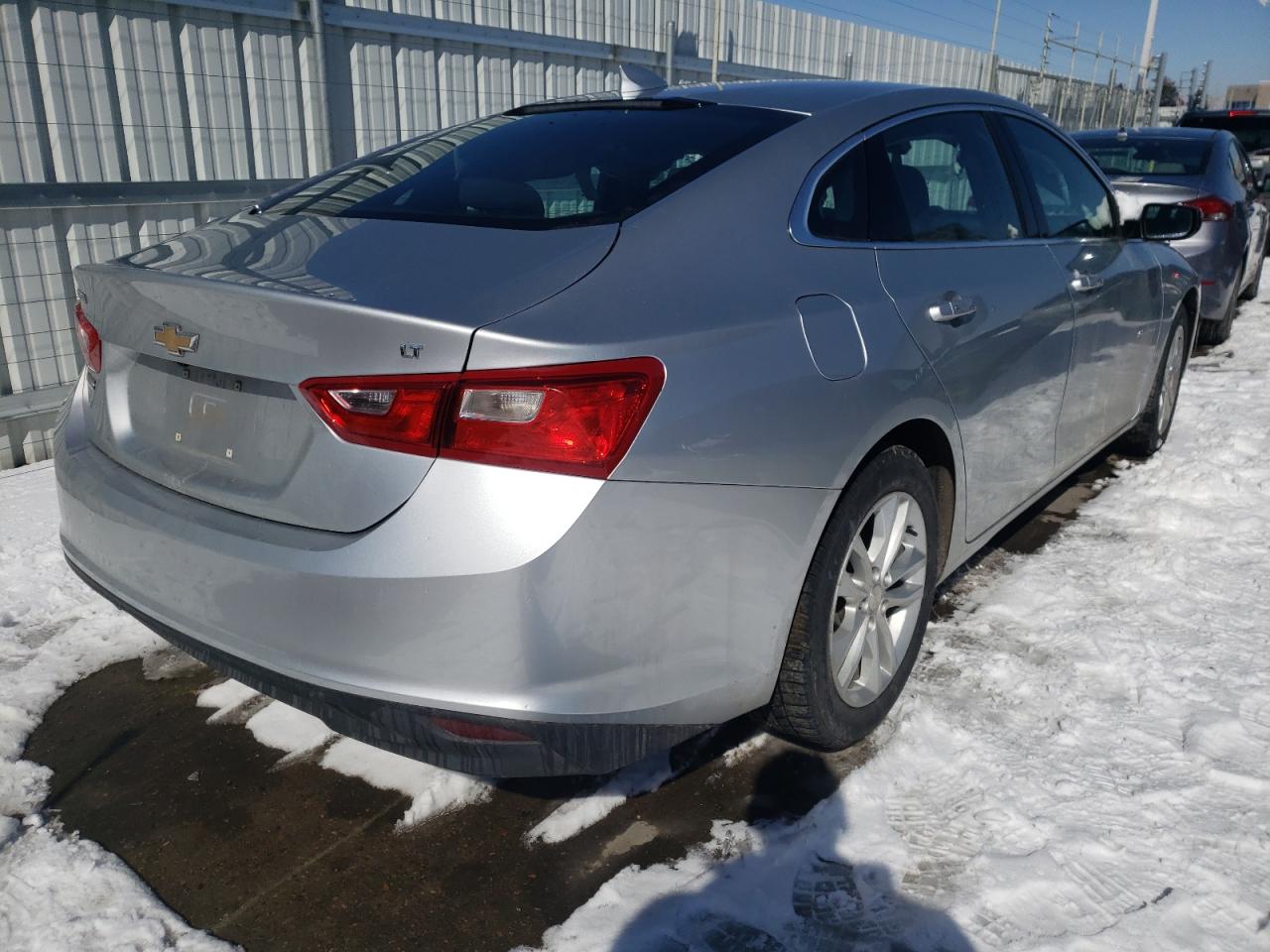 Photo 4 from auction – 2017 CHEVROLET MALIBU LT with VIN 1G1ZE5ST9HF189164