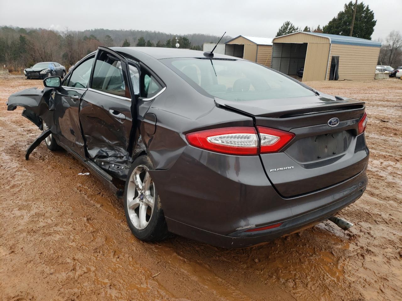 Photo 3 from auction – 2016 FORD FUSION S with VIN 3FA6P0G70GR274260