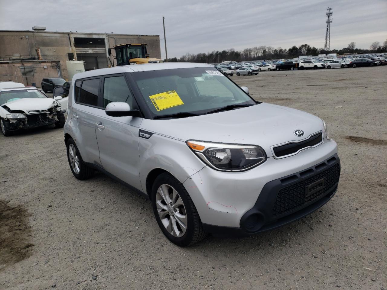 KIA SOUL + 2015 with VIN KNDJP3A50F7811146 - Photo from auction