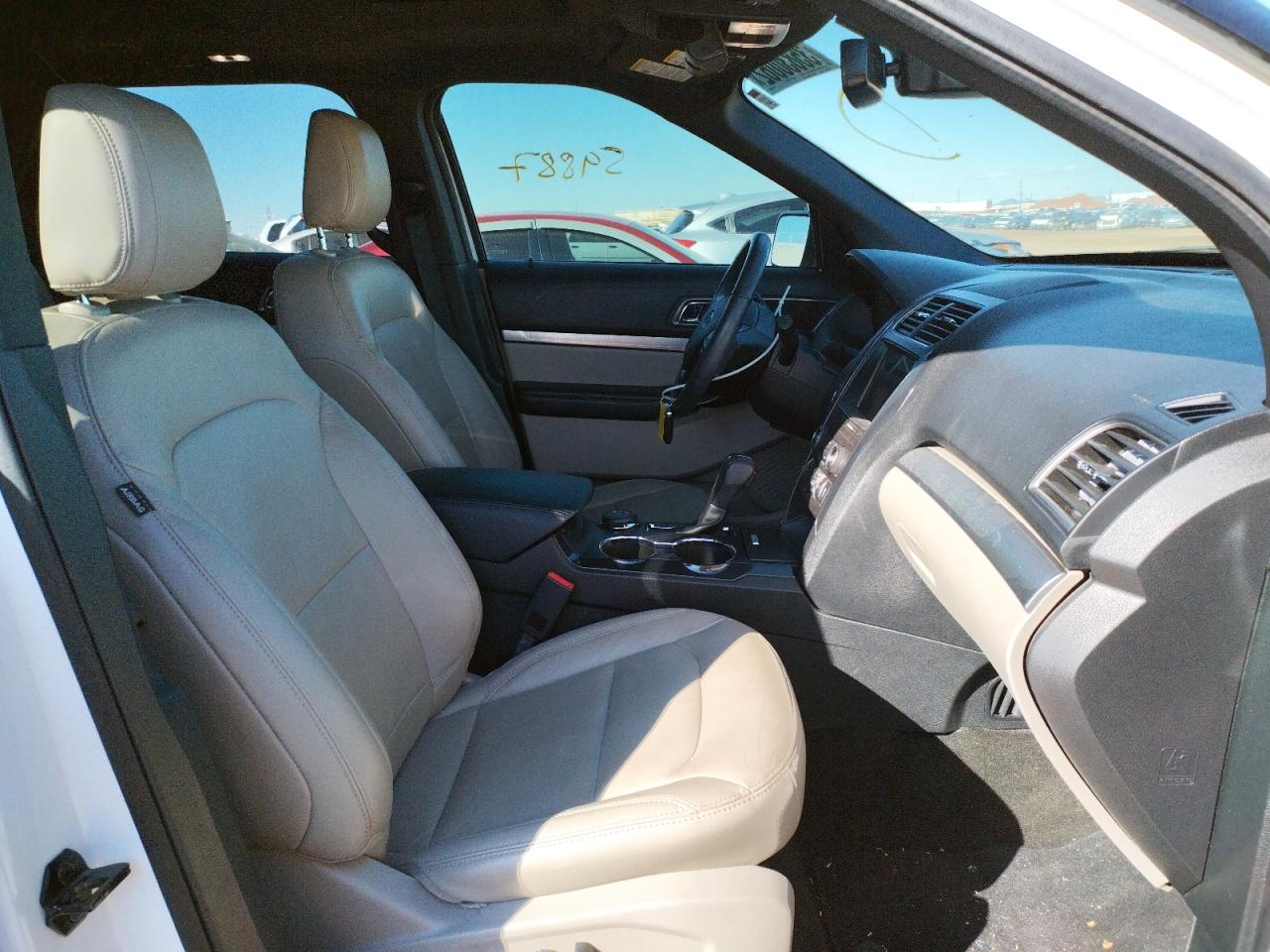 Photo 5 from auction – 2018 FORD EXPLORER X with VIN 1FM5K8D89JGB94823