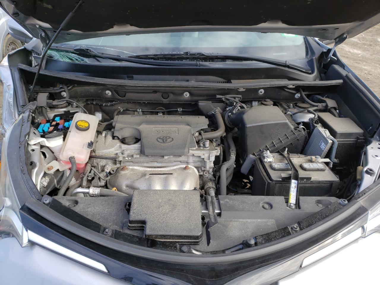 Photo 7 from auction – 2016 TOYOTA RAV4 XLE with VIN 2T3RFREV1GW442158