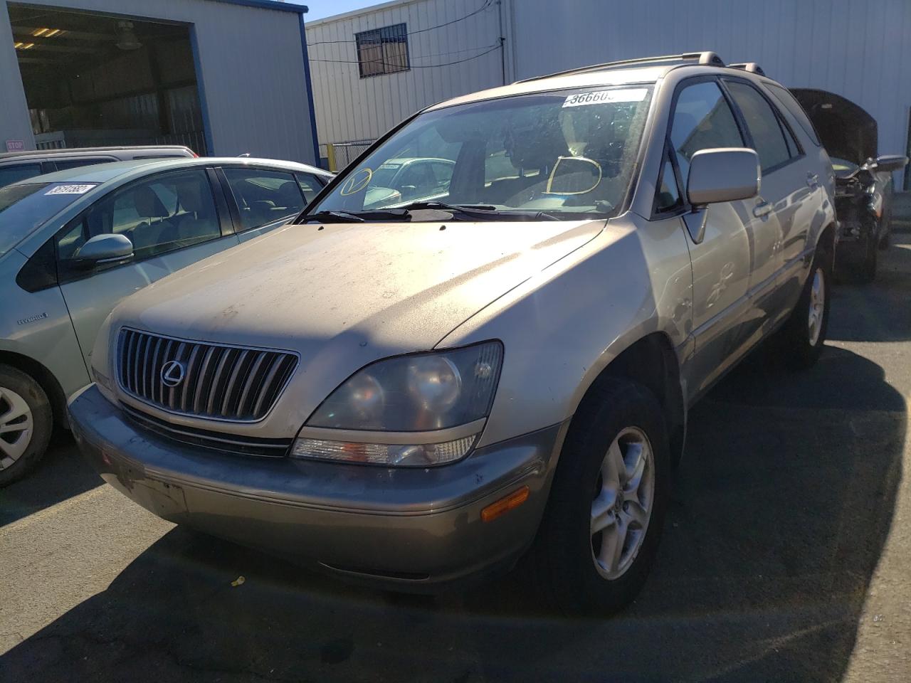 Zdjęcie 2 z aukcji – 2000 LEXUS RX 300 z VIN JT6HF10U6Y0105641
