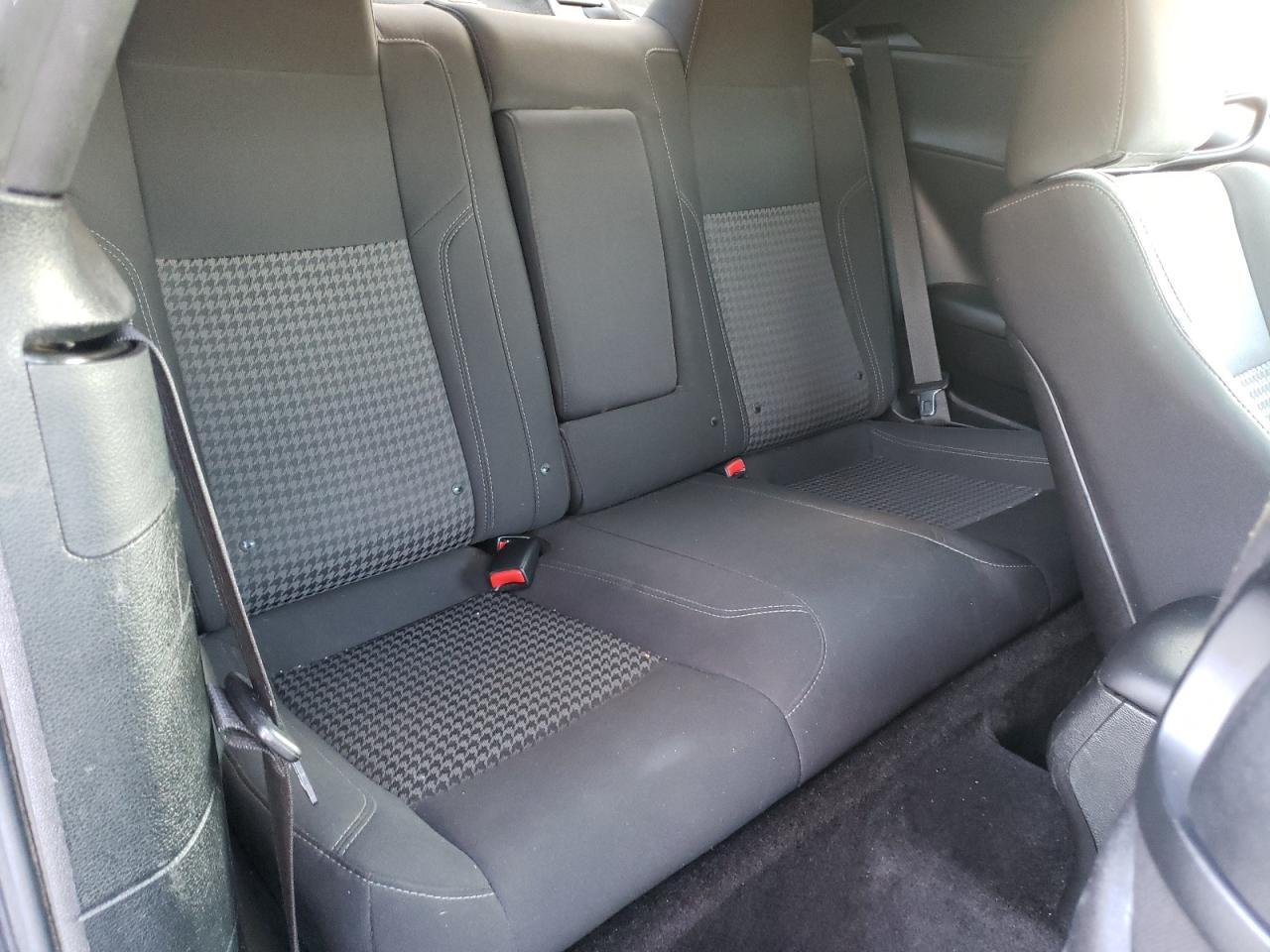 Photo 6 from auction – 2019 DODGE CHALLENGER with VIN 2C3CDZAG5KH570872