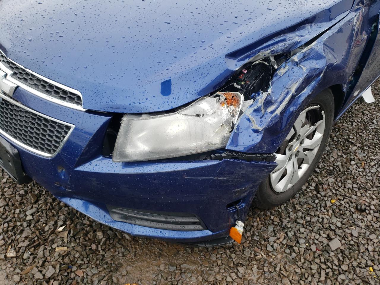 Photo 9 from auction – 2012 CHEVROLET CRUZE LS with VIN 1G1PC5SH1C7272115