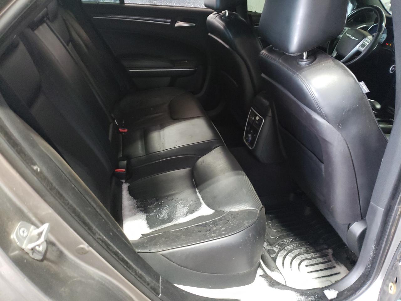 Photo 6 from auction – 2014 CHRYSLER 300C with VIN 2C3CCAEG5EH286421