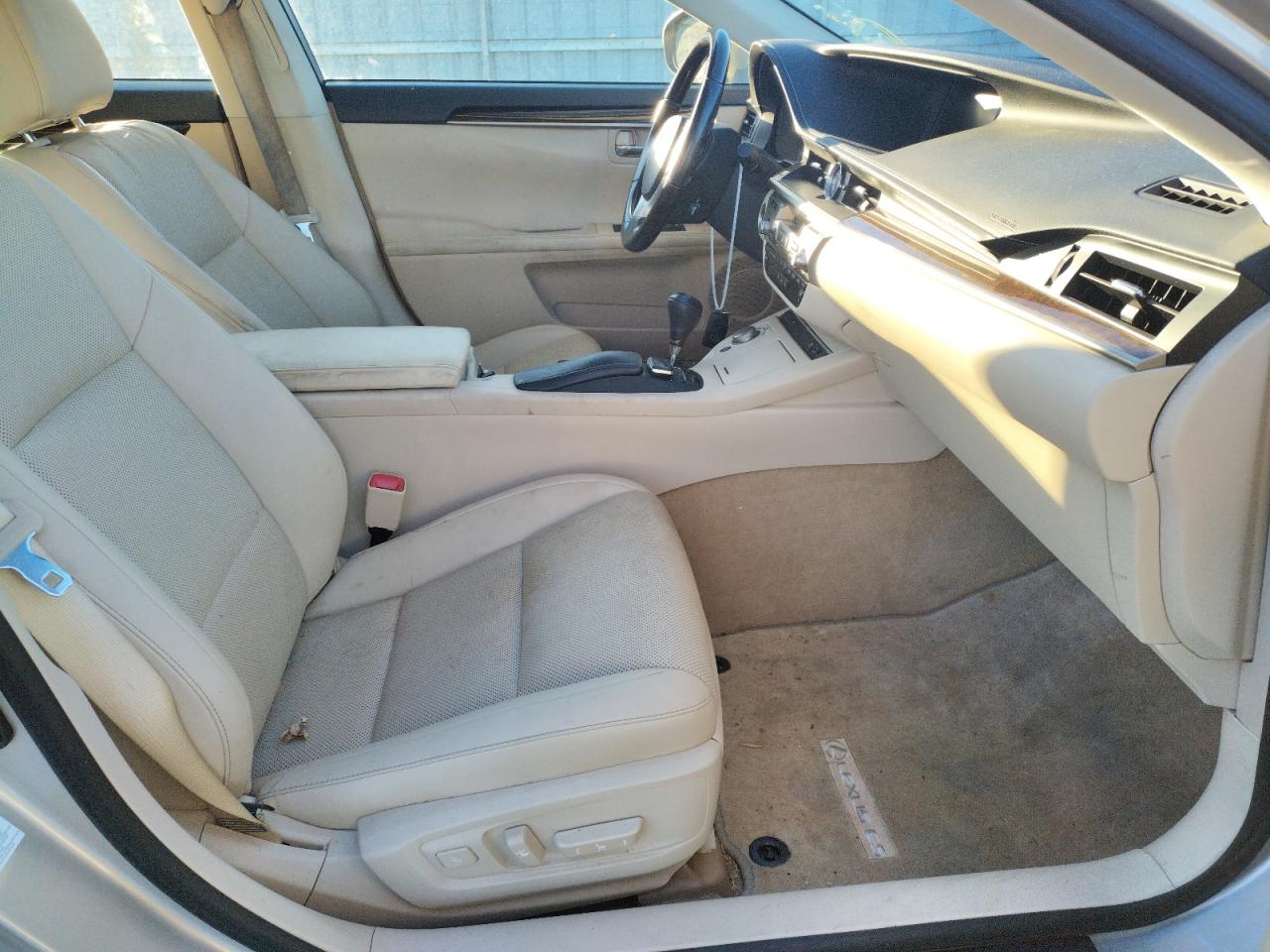 Photo 5 from auction – 2015 LEXUS ES 350 with VIN JTHBK1GG5F2205143
