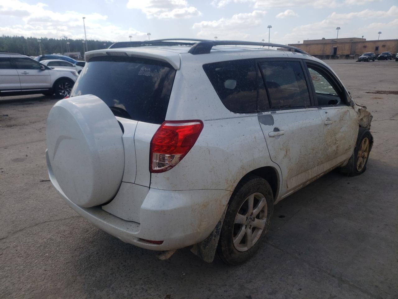 Photo 4 from auction – 2008 TOYOTA RAV4 LIMIT with VIN JTMZK31V185018695