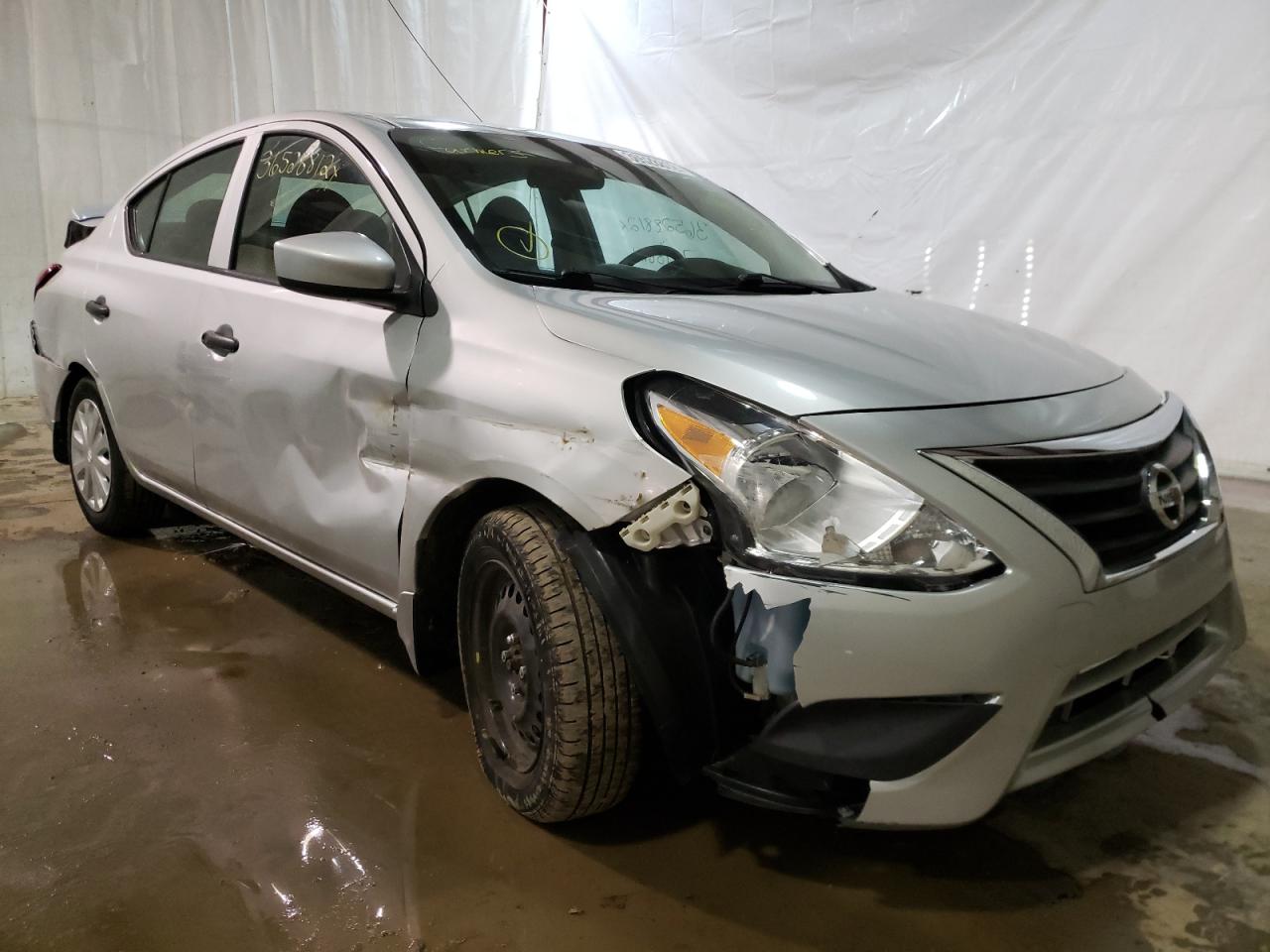 NISSAN VERSA S 2017 with VIN 3N1CN7AP8HL817446 - Photo from auction