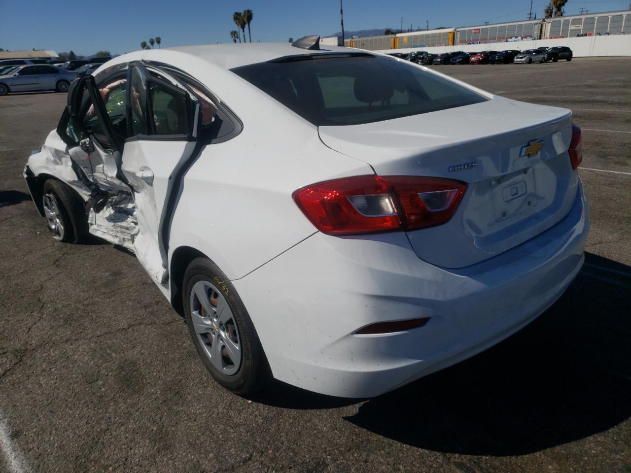 Photo 3 from auction – 2018 CHEVROLET CRUZE LS with VIN 1G1BC5SM3J7218982